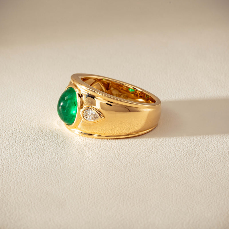 18ct Yellow Gold 2.12ct Oval Cabochon Emerald Ring - Ring - Walker & Hall