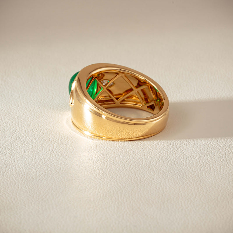 18ct Yellow Gold 2.12ct Oval Cabochon Emerald Ring - Ring - Walker & Hall