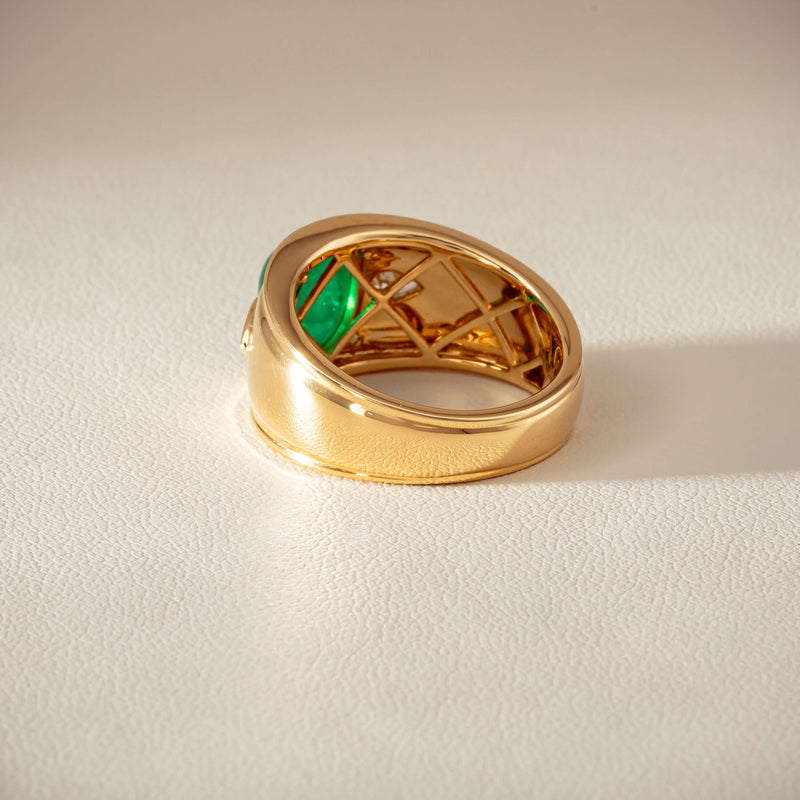 18ct Yellow Gold 2.12ct Oval Cabochon Emerald Ring - Ring - Walker & Hall
