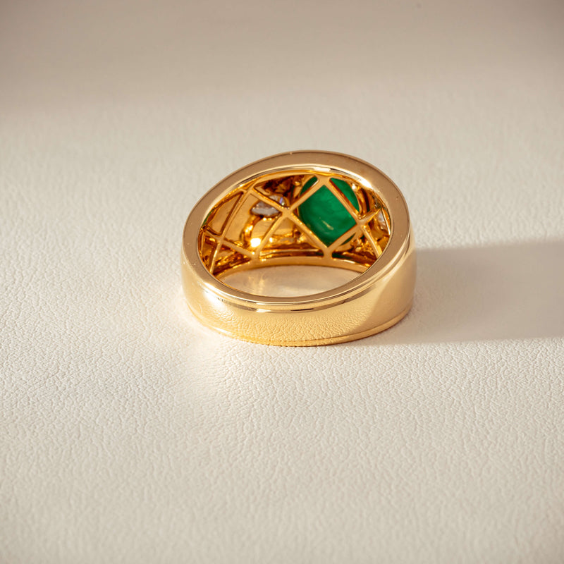 18ct Yellow Gold 2.12ct Oval Cabochon Emerald Ring - Ring - Walker & Hall