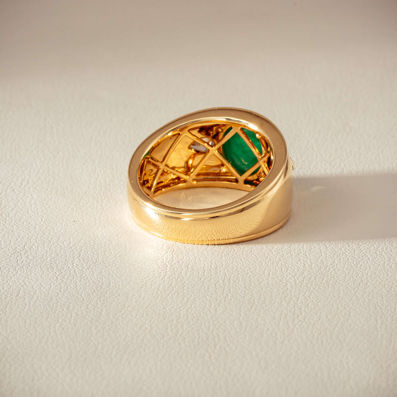 18ct Yellow Gold 2.12ct Oval Cabochon Emerald Ring - Ring - Walker & Hall