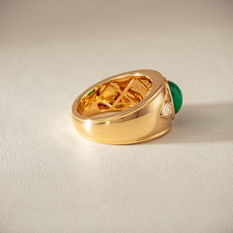 18ct Yellow Gold 2.12ct Oval Cabochon Emerald Ring - Ring - Walker & Hall