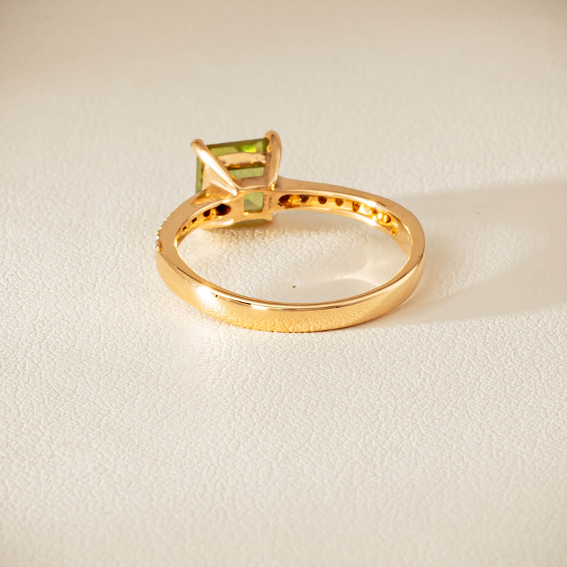 Deja Vu 14ct Yellow Gold Peridot & Diamond Ring - Ring - Walker & Hall