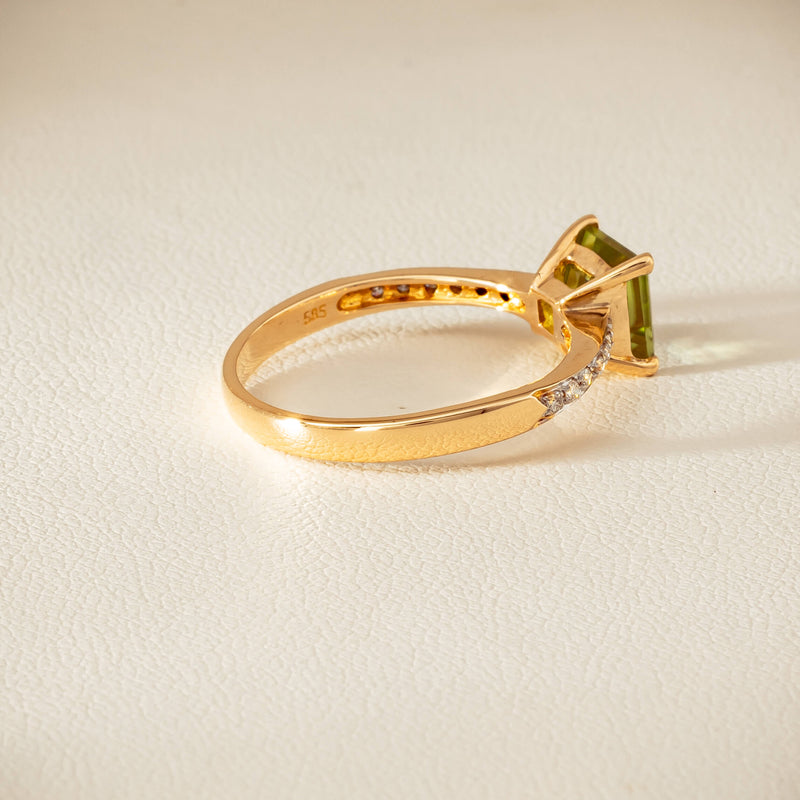 Deja Vu 14ct Yellow Gold Peridot & Diamond Ring - Ring - Walker & Hall