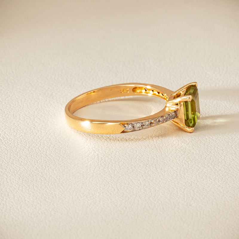 Deja Vu 14ct Yellow Gold Peridot & Diamond Ring - Ring - Walker & Hall