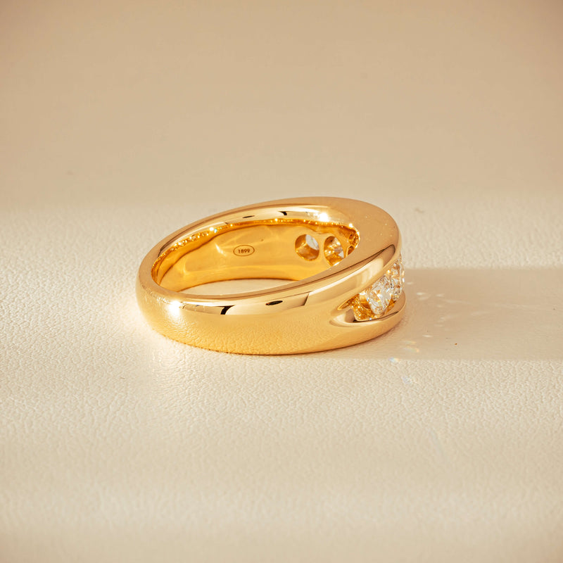 18ct Yellow Gold 1.25ct Diamond Eugenie Ring - Ring - Walker & Hall