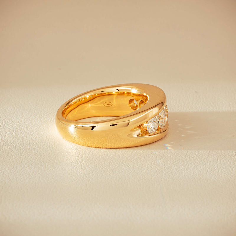 18ct Yellow Gold 1.25ct Diamond Eugenie Ring - Ring - Walker & Hall