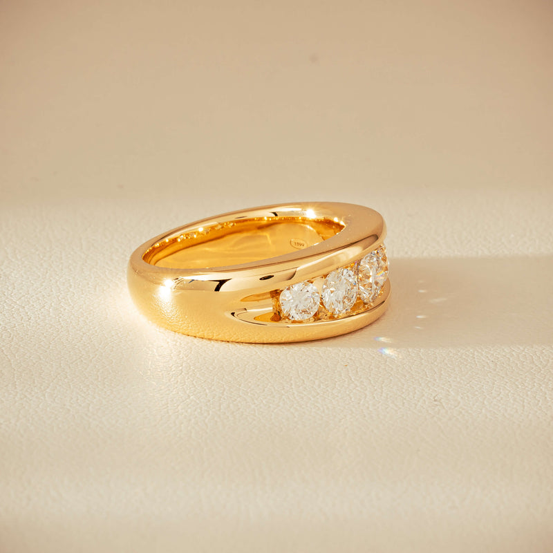 18ct Yellow Gold 1.25ct Diamond Eugenie Ring - Ring - Walker & Hall