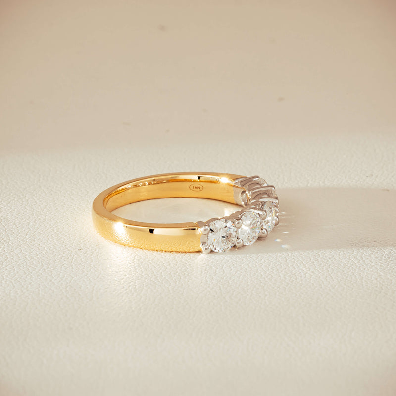 18ct Yellow Gold 1.25ct Diamond Panorama Ring - Ring - Walker & Hall