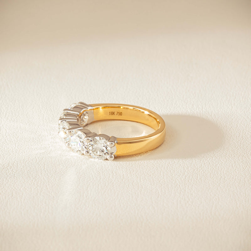 18ct Yellow Gold 2.56ct GIA Diamond Panorama Ring - Ring - Walker & Hall