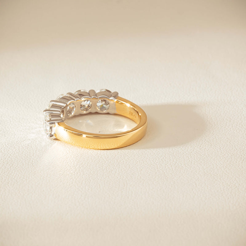 18ct Yellow Gold 2.56ct GIA Diamond Panorama Ring - Ring - Walker & Hall