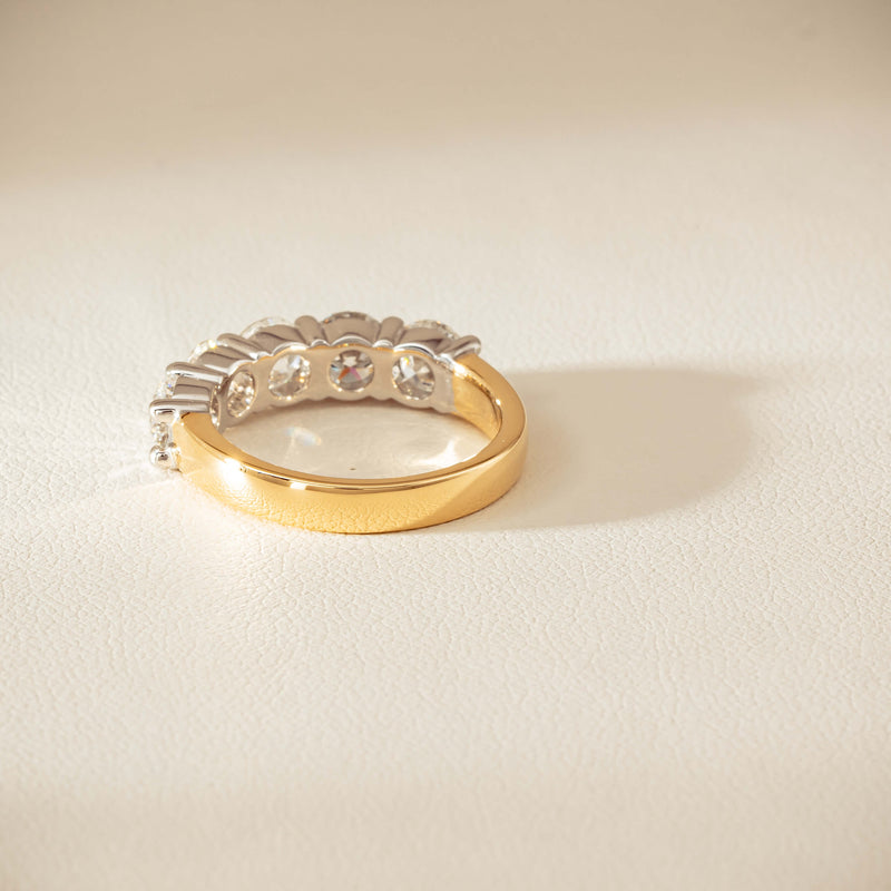 18ct Yellow Gold 2.56ct GIA Diamond Panorama Ring - Ring - Walker & Hall