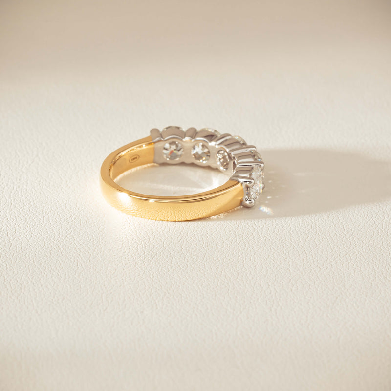 18ct Yellow Gold 2.56ct GIA Diamond Panorama Ring - Ring - Walker & Hall