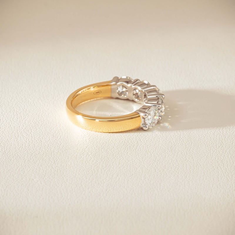 18ct Yellow Gold 2.56ct GIA Diamond Panorama Ring - Ring - Walker & Hall