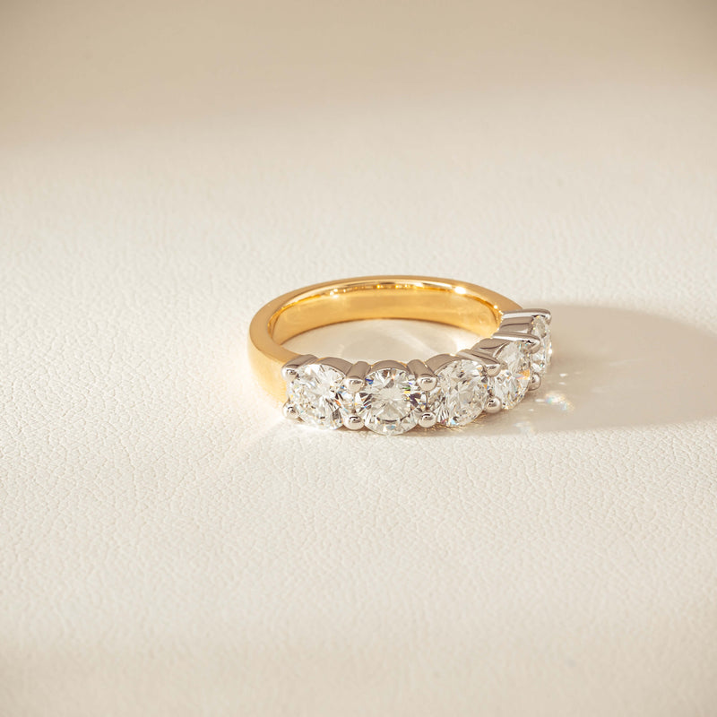 18ct Yellow Gold 2.56ct GIA Diamond Panorama Ring - Ring - Walker & Hall