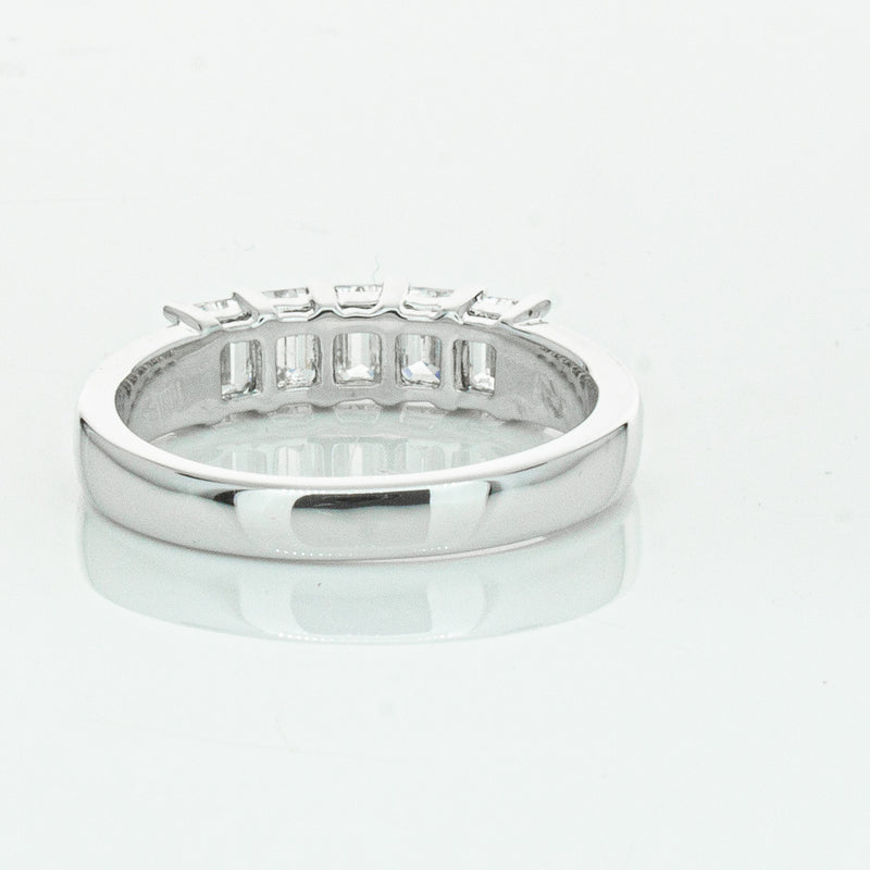 18ct White Gold Emerald Cut Diamond Asra Ring-Ring-Walker & Hall