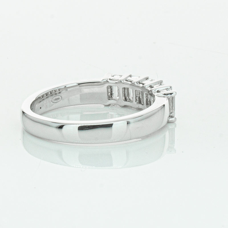 18ct White Gold Emerald Cut Diamond Asra Ring-Ring-Walker & Hall