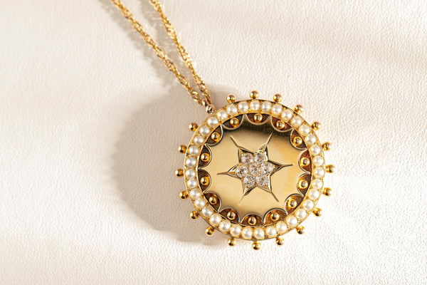 Evolved pearl and diamond pendant