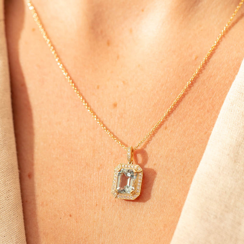18ct Yellow Gold 3.04ct Aquamarine & Diamond Empire Pendant-Necklace-Walker & Hall