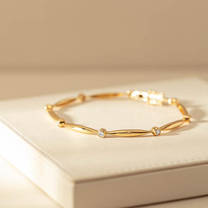 18ct Yellow Gold Diamond Cadenza Bracelet-Bracelet-Walker & Hall