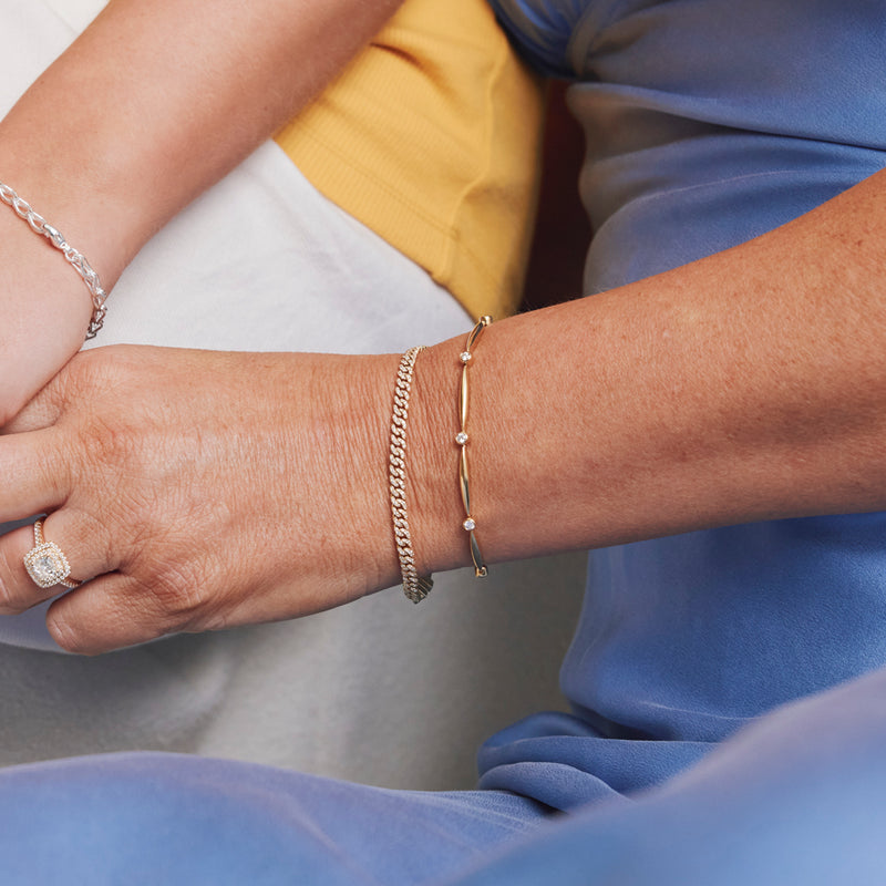 18ct Yellow Gold Diamond Cadenza Bracelet-Bracelet-Walker & Hall