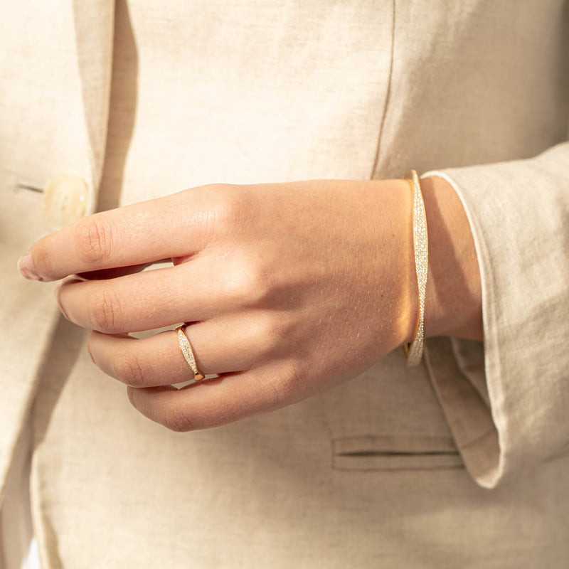 18ct Yellow Gold Diamond EOS Ring-Ring-Walker & Hall