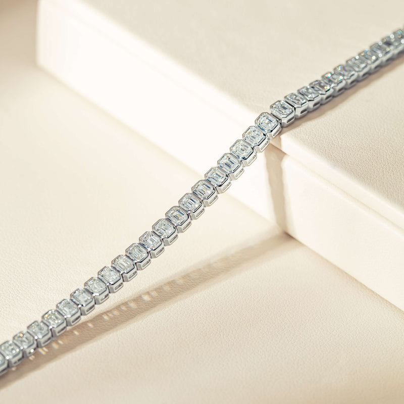 18ct White Gold 5.47ct Diamond Tennis Bracelet-Bracelet-Walker & Hall