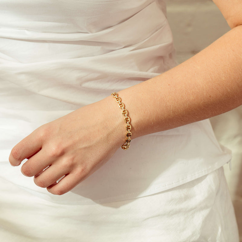 18ct Yellow Gold .57ct Diamond Oval Link Bracelet-Bracelet-Walker & Hall