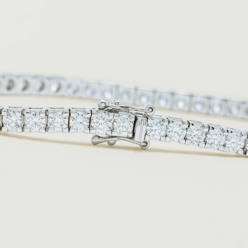 18ct White Gold 6.00ct Diamond Jubilee Bracelet 19cm - Bracelet - Walker & Hall