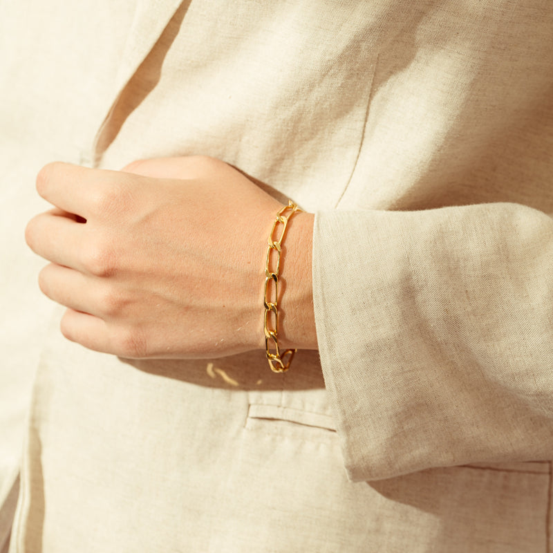 9ct Yellow Gold Curb Bracelet-Bracelet-Walker & Hall