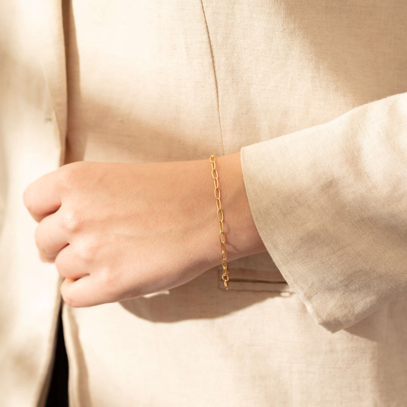 9ct Yellow Gold Textured Oval Link Bracelet-Bracelet-Walker & Hall