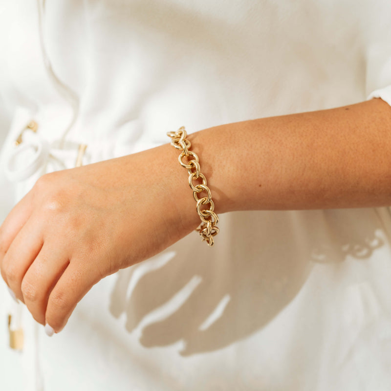 Deja Vu 14ct Yellow Gold Hollow Round Link Bracelet - Bracelet - Walker & Hall