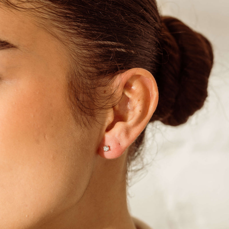 18ct White Gold .25ct Diamond Studs-Earrings-Walker & Hall