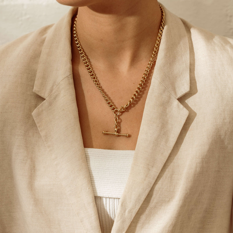 Deja Vu 9ct Yellow Gold Curb Link Fob Necklace - Necklace - Walker & Hall