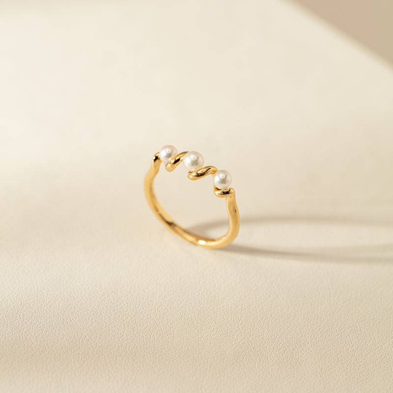 18ct Yellow Gold Akoya Pearl Margaux Ring-Ring-Walker & Hall