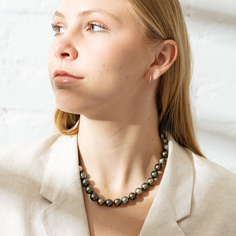 18ct Yellow Gold Cultured Black Pearl Necklace-Necklace-Walker & Hall