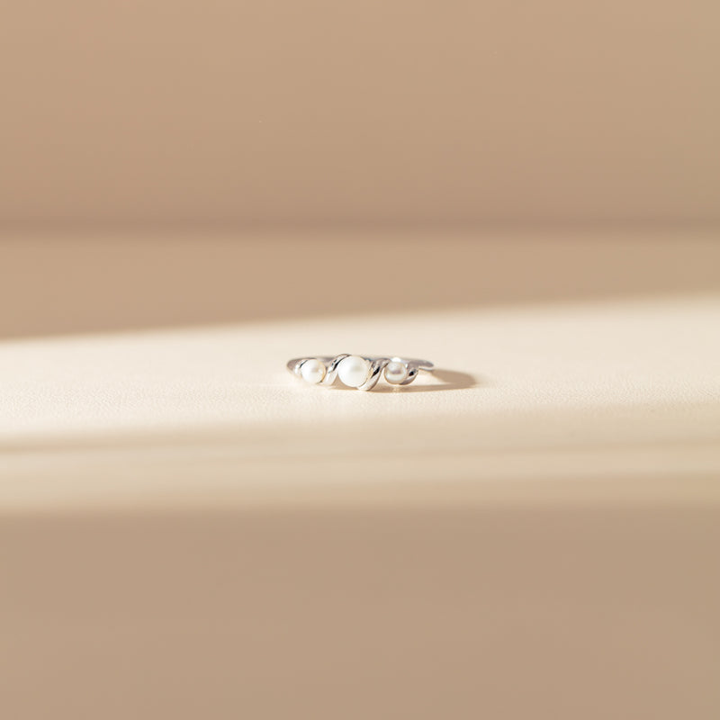 18ct White Gold Akoya Pearl Margaux Ring-Ring-Walker & Hall