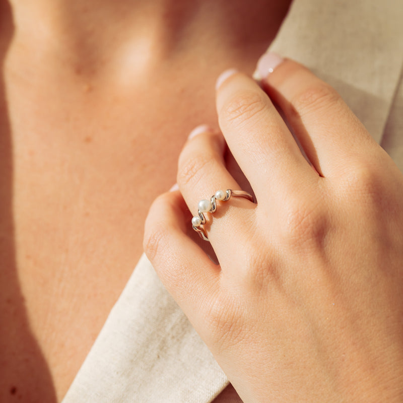 18ct White Gold Akoya Pearl Margaux Ring-Ring-Walker & Hall