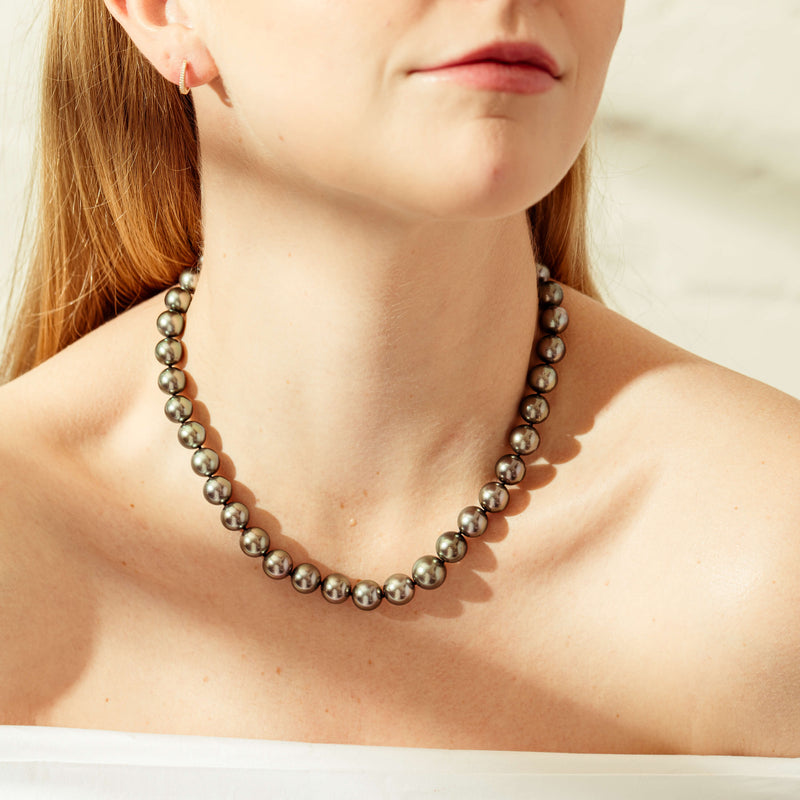 18ct Yellow Gold Tahitian Black Pearl Strand-Necklace-Walker & Hall