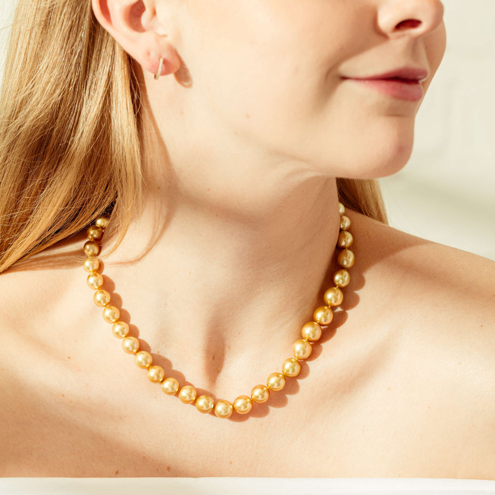 18ct Yellow Gold South Sea Pearl Strand-Necklace-Walker & Hall
