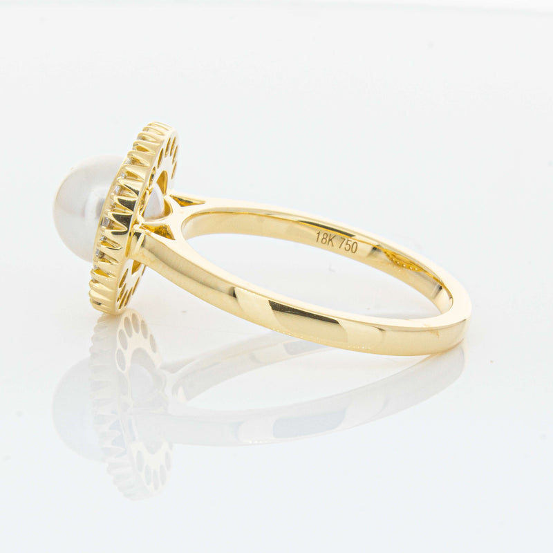 18ct Yellow Gold 7mm Akoya Pearl & Diamond Daisy Ring-Ring-Walker & Hall