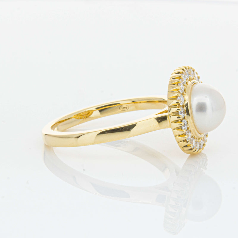 18ct Yellow Gold 7mm Akoya Pearl & Diamond Daisy Ring-Ring-Walker & Hall