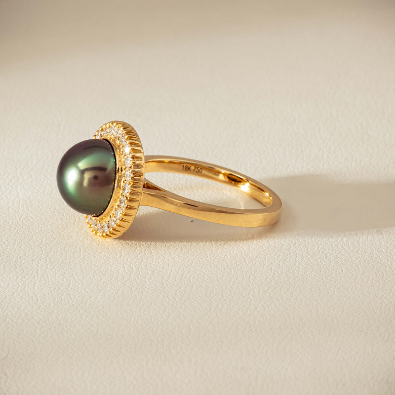 18ct Yellow Gold 10mm Tahitian Pearl & Diamond Daisy Ring - Ring - Walker & Hall