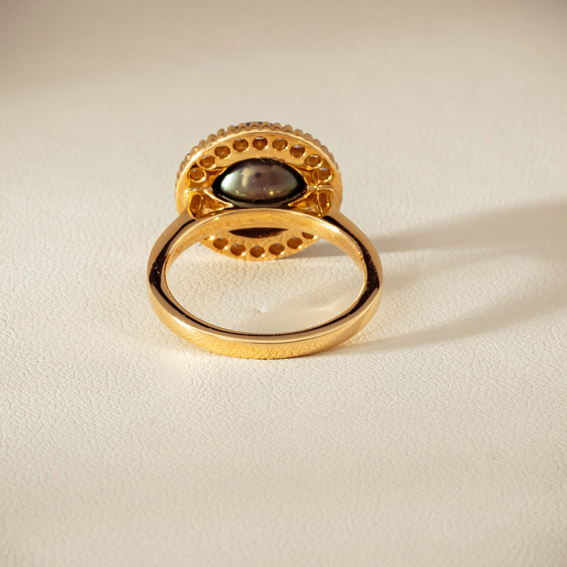 18ct Yellow Gold 10mm Tahitian Pearl & Diamond Daisy Ring - Ring - Walker & Hall
