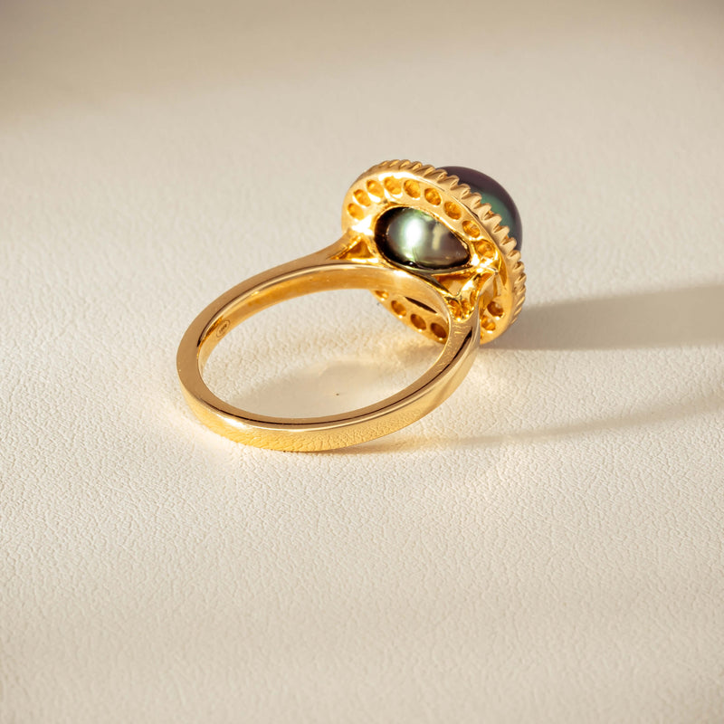 18ct Yellow Gold 10mm Tahitian Pearl & Diamond Daisy Ring - Ring - Walker & Hall