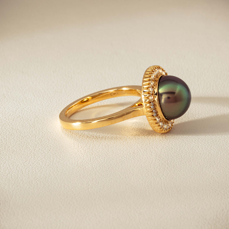 18ct Yellow Gold 10mm Tahitian Pearl & Diamond Daisy Ring - Ring - Walker & Hall