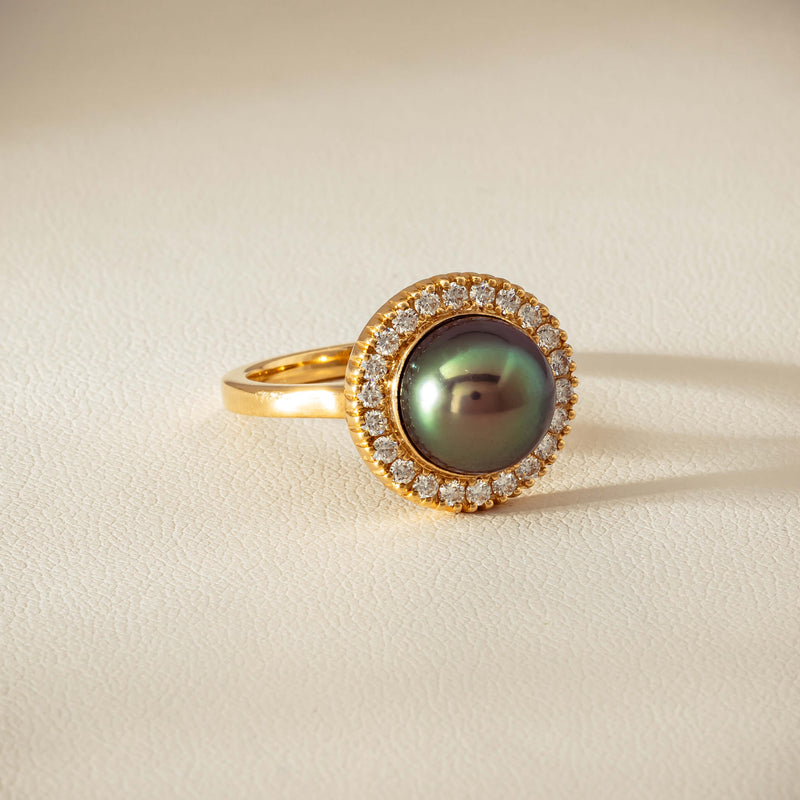 18ct Yellow Gold 10mm Tahitian Pearl & Diamond Daisy Ring - Ring - Walker & Hall