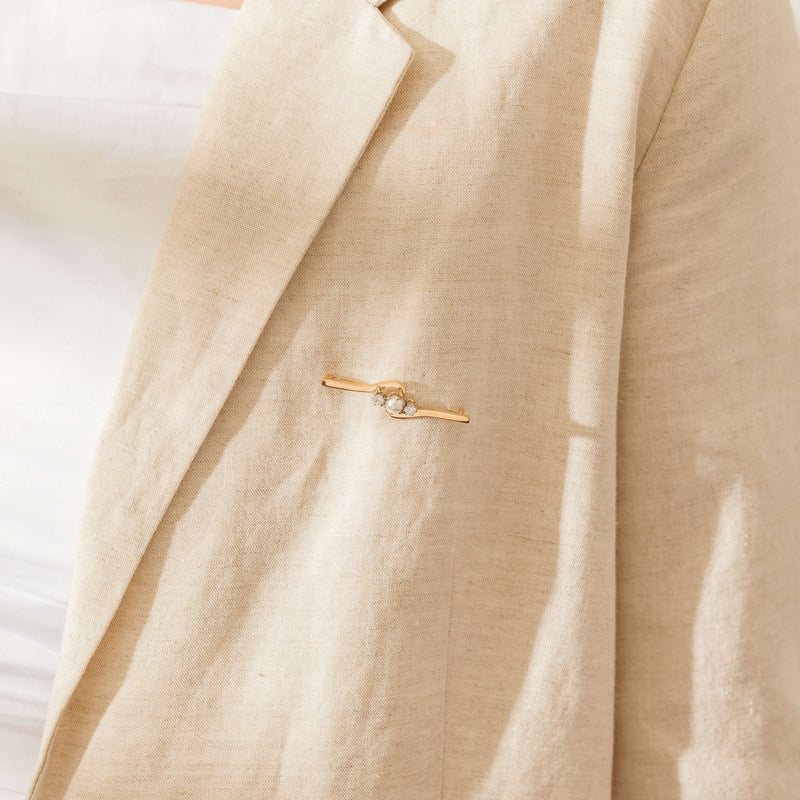 Deja Vu 18ct Yellow Gold .28ct Diamond & Pearl Brooch-Brooch-Walker & Hall