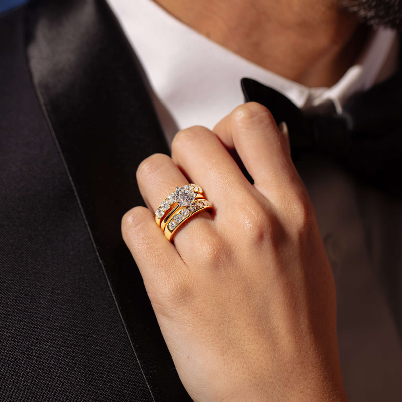 18ct Yellow Gold 2.01ct Diamond Capri Ring-Ring-Walker & Hall