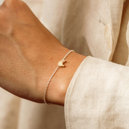 Sterling Silver Noted Bracelet + Gold Kiwi (Charm + Chain) - Bracelet - Walker & Hall